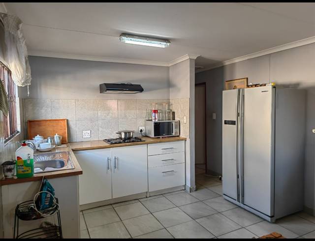2 BEDROOM SEMI DETACHED FOR SALE IN HIGHBURY PARK
